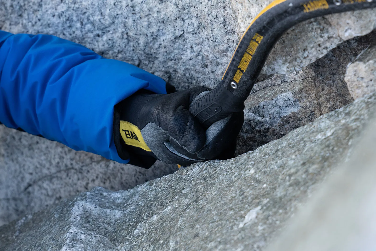 Vertigo Gloves